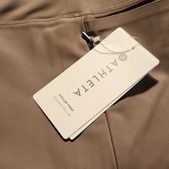 Athleta 26 Stellar Tight - New - Picture 4 of 5